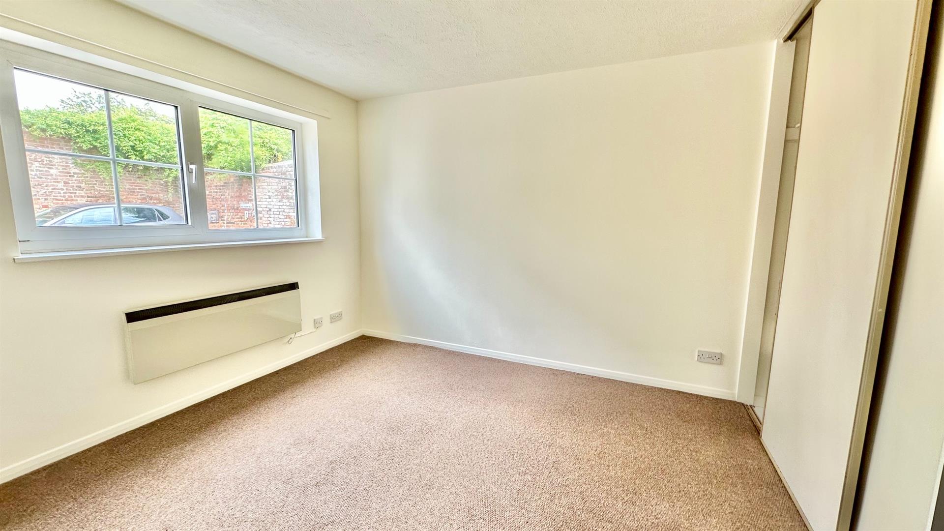 71 The Bourne,  Old Town, Hastings